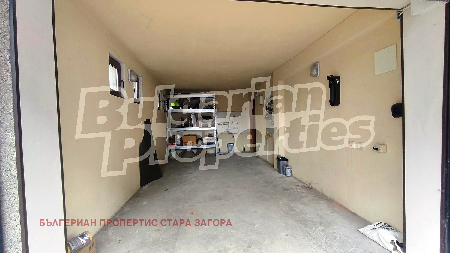 Дава под наем ГАРАЖ, ПАРКОМЯСТО, гр. Стара Загора, Казански - изток, снимка 4 - Гаражи и паркоместа - 54352927