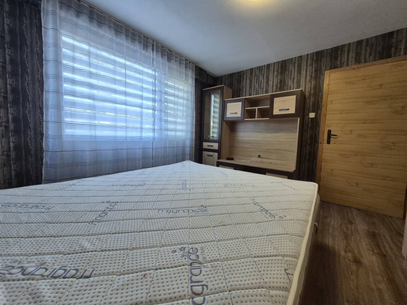 Vuokrattavana  1 makuuhuone Varna , Vladislav Varnentšik 1 , 60 neliömetriä | 42668472 - kuva [4]