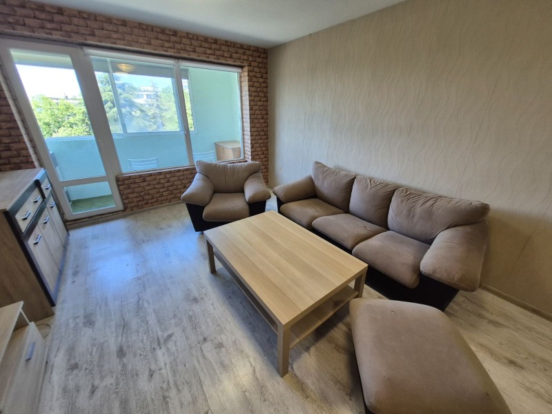 Vuokrattavana  1 makuuhuone Varna , Vladislav Varnentšik 1 , 60 neliömetriä | 42668472 - kuva [7]