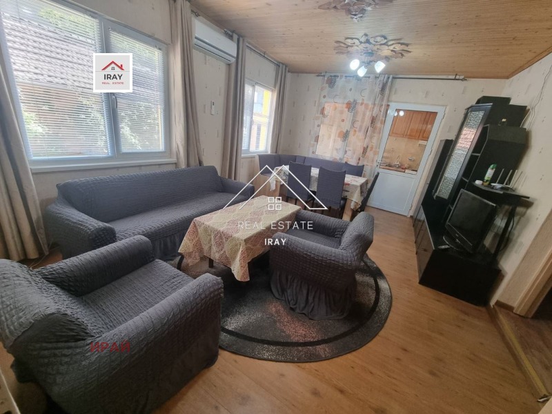 Дава под наем КЪЩА, гр. Стара Загора, ОРБ, снимка 2 - Къщи - 53465072