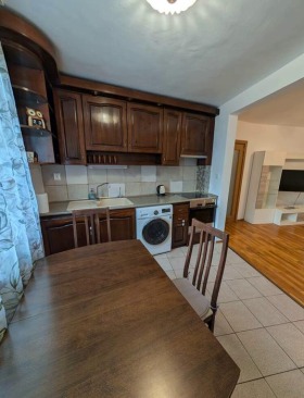 2 slaapkamers Mladezjki Chalm, Plovdiv