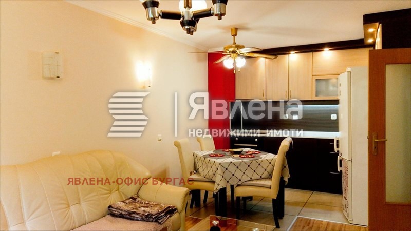 Дава под наем 2-СТАЕН, гр. Бургас, Възраждане