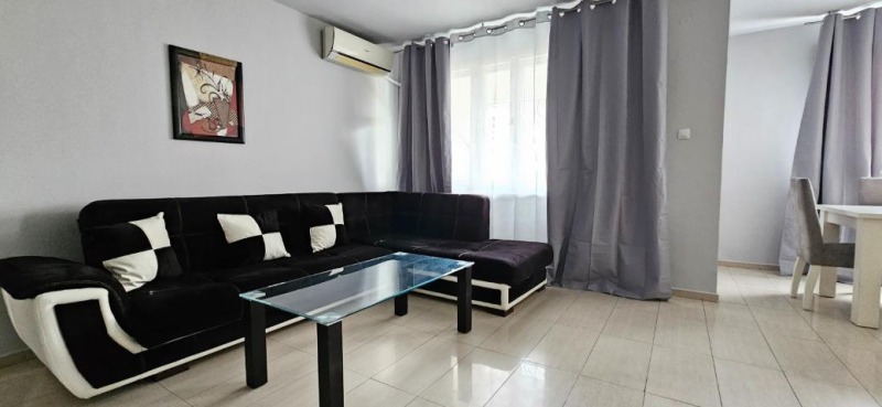 Te huur  2 slaapkamers Plovdiv , Karsjijaka , 90 m² | 16476604