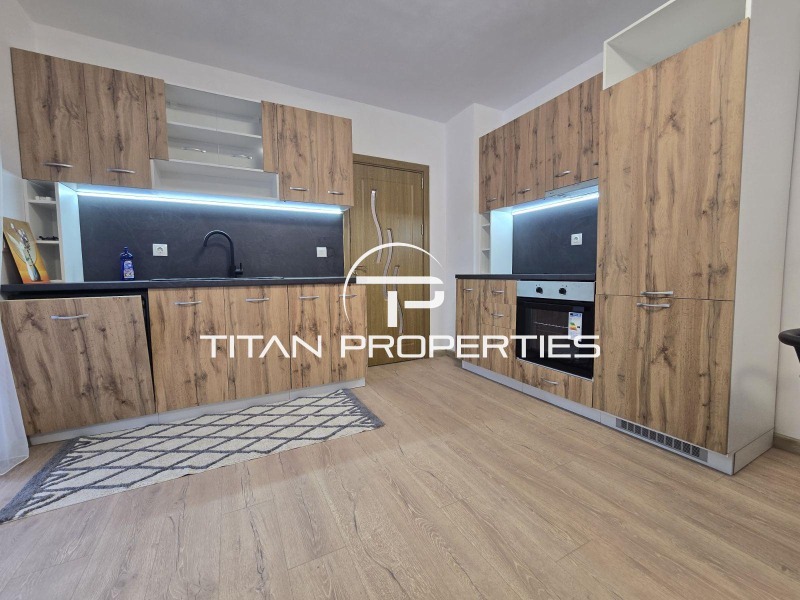 A louer  1 chambre Plovdiv , Hristo Smirnenski , 64 m² | 50330031