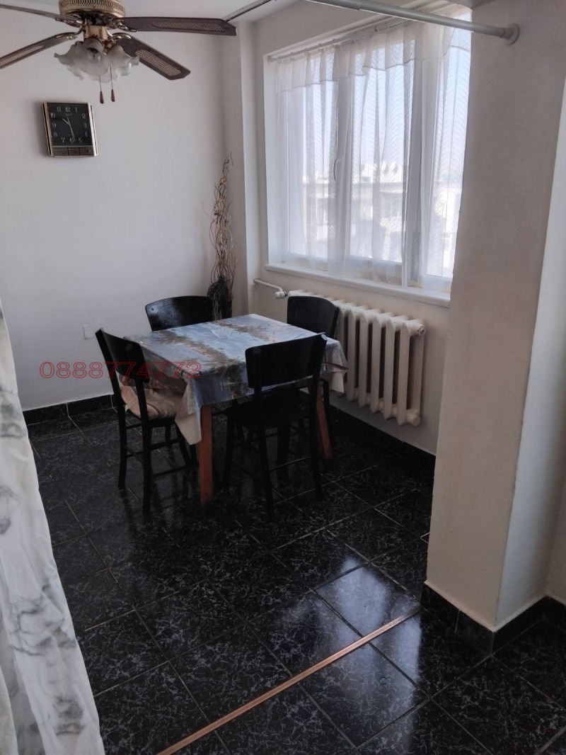 Издаје се  2 спаваће собе Софија , Сухата река , 100 м2 | 12165369