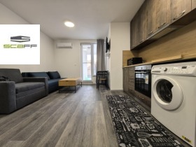 Στούντιο Κγιουτσυκ Παρηζ, Πλοβδηβ 4