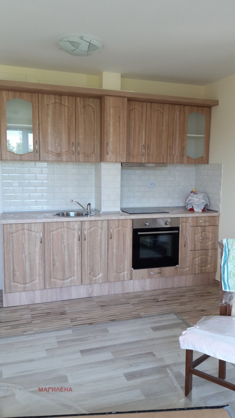 A louer  1 chambre Plovdiv , Tsentar , 65 m² | 81132048