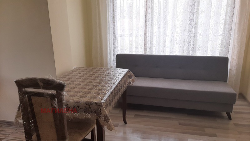 A louer  1 chambre Plovdiv , Tsentar , 65 m² | 81132048 - image [2]