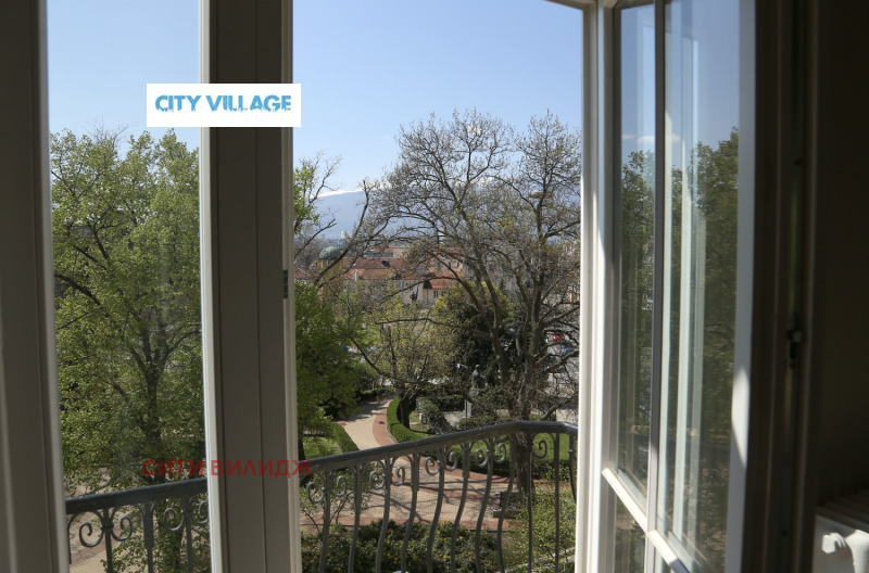 Дава под наем 2-СТАЕН, гр. София, Център, снимка 5 - Апартаменти - 52477095