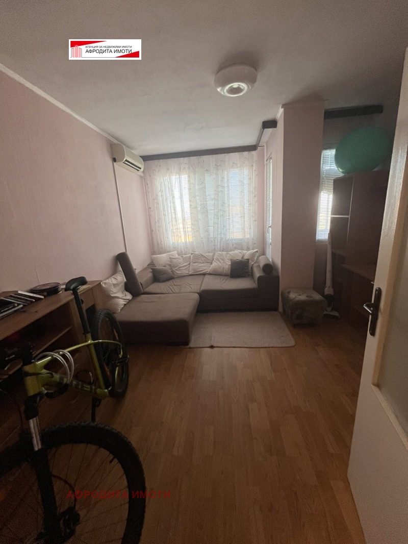 Дава под наем  2-стаен град Стара Загора , Три чучура - център , 50 кв.м | 68199536