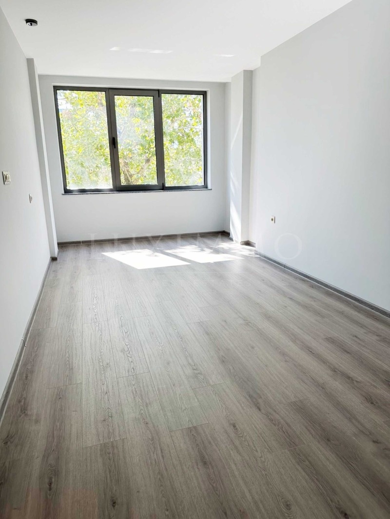 De inchiriat  Birou Plovdiv , Ciuciuc Parij , 30 mp | 64438353 - imagine [2]