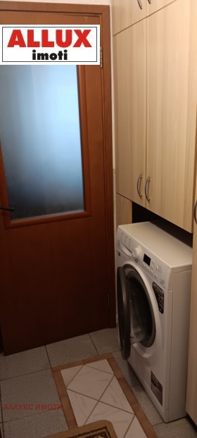 1 спаваћа соба Здравец Изток, Русе 16