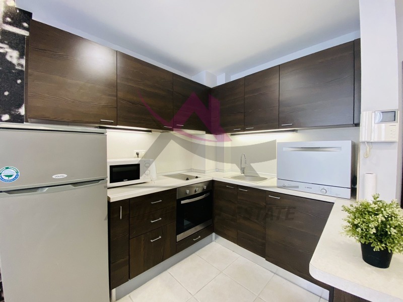 Te huur  2 slaapkamers Varna , Bazar Levski , 90 m² | 34667809