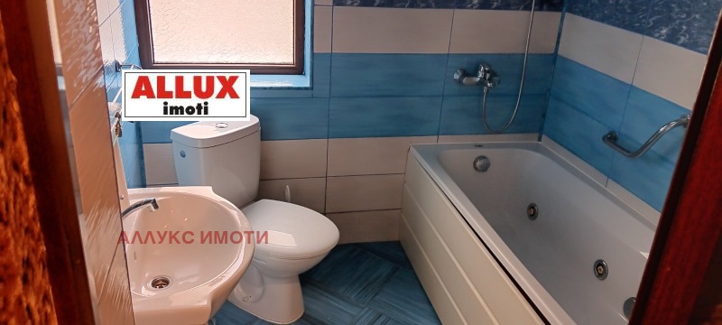 Издаје се  2 спаваће собе Русе , Центар , 100 м2 | 78000549 - слика [9]