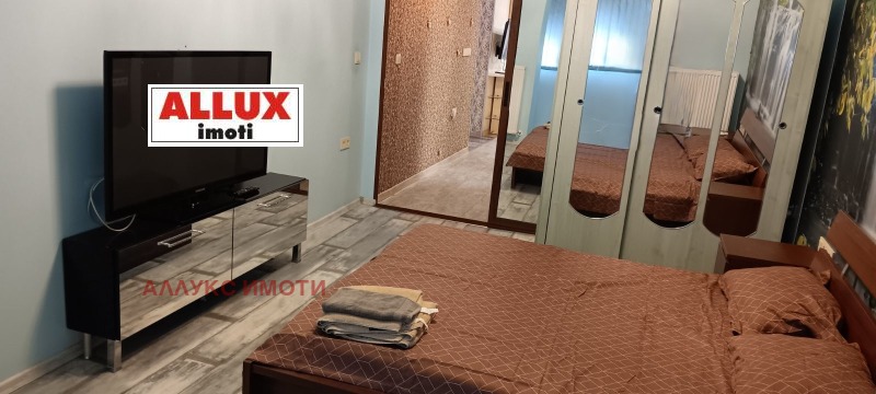 Издаје се  2 спаваће собе Русе , Центар , 100 м2 | 78000549 - слика [6]