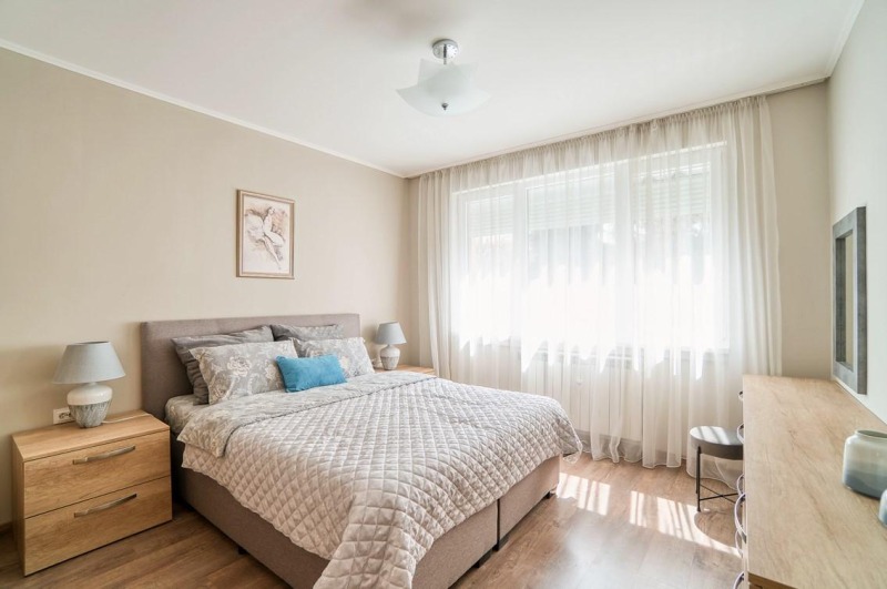 K pronájmu  2 ložnice Sofia , Lozenec , 117 m2 | 84105825 - obraz [5]