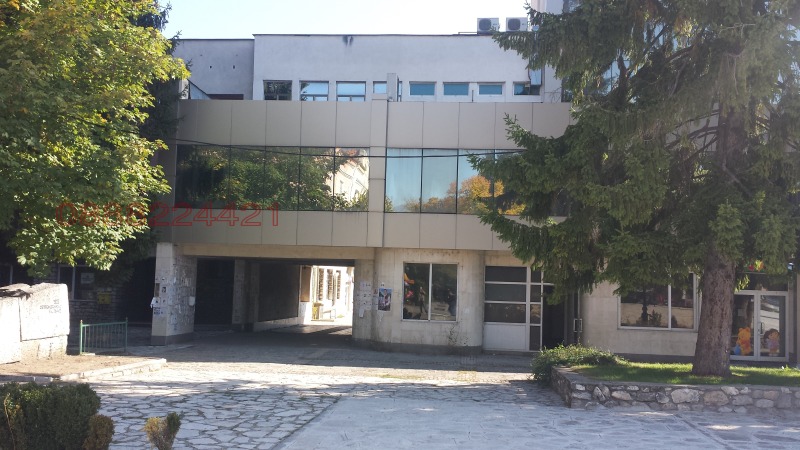 Дава под наем МАГАЗИН, гр. Разлог, област Благоевград, снимка 3 - Магазини - 52778854