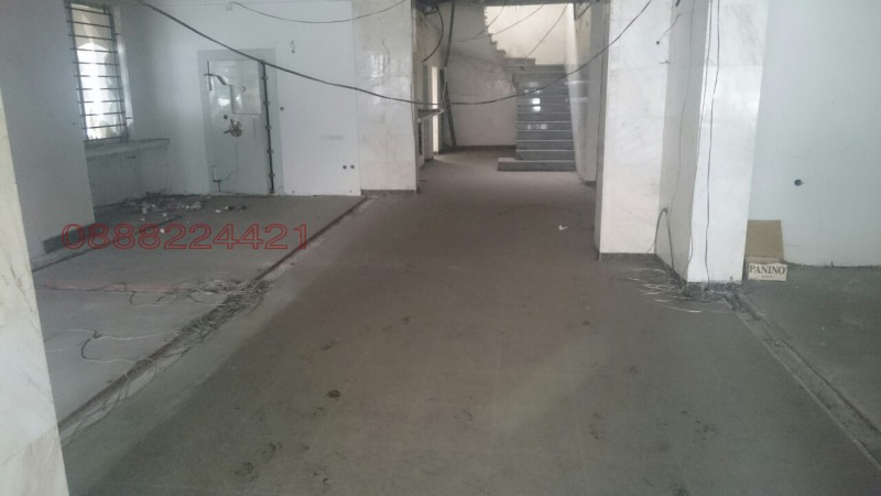 Дава под наем МАГАЗИН, гр. Разлог, област Благоевград, снимка 5 - Магазини - 52778854