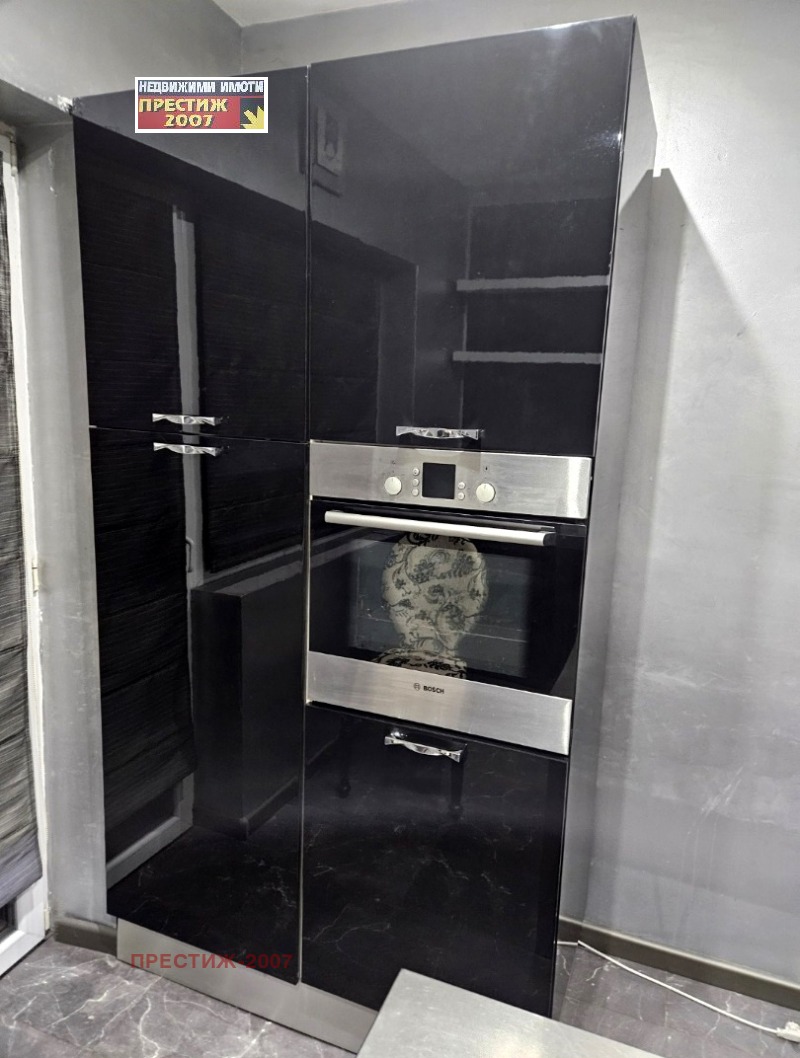 Дава под наем 3-СТАЕН, гр. Шумен, Център, снимка 3 - Апартаменти - 52814616