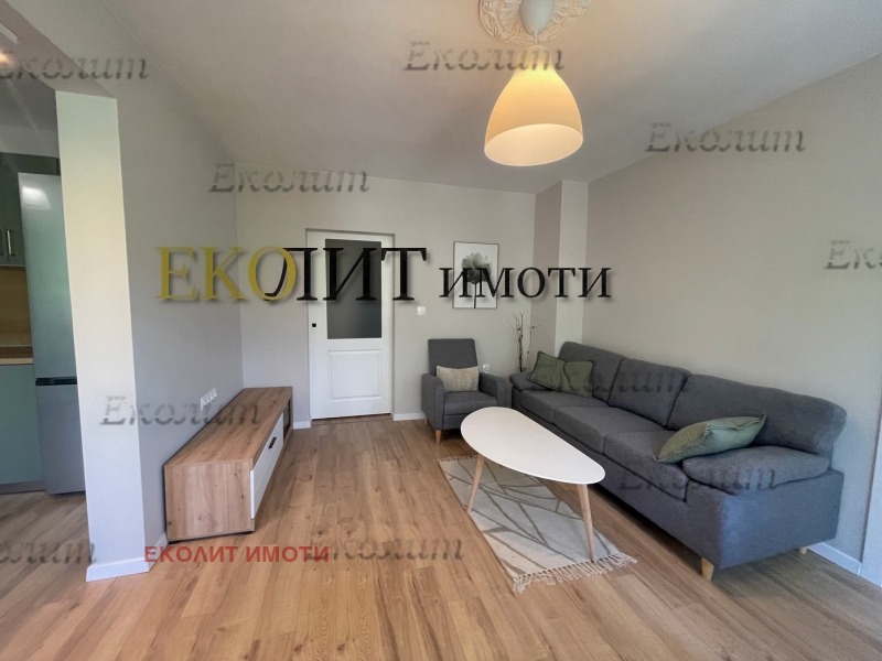 Προς ενοικίαση  2 υπνοδωμάτια Σοφηια , Σλαβηια , 120 τ.μ | 22273887 - εικόνα [8]