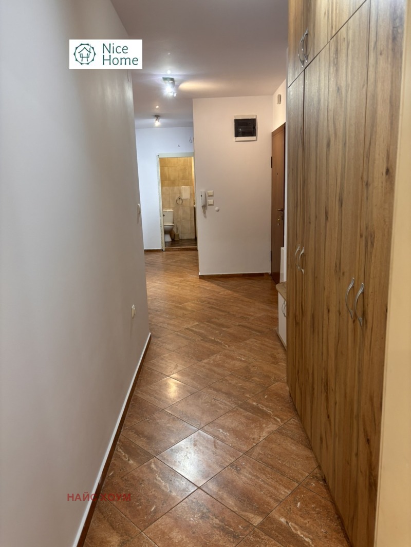 Дава под наем 4-СТАЕН, гр. София, Гоце Делчев, снимка 11 - Апартаменти - 52561649