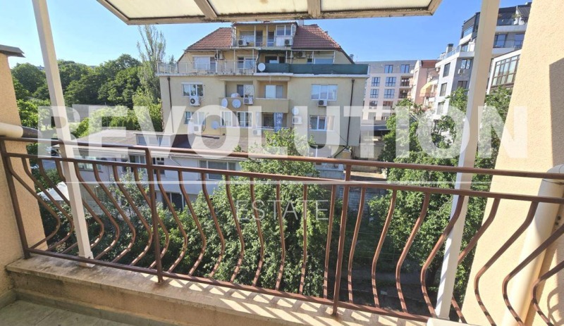 K pronájmu  3 ložnice Varna , Briz , 130 m2 | 87636940 - obraz [13]