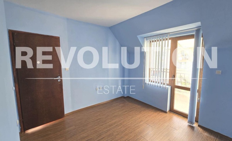 K pronájmu  3 ložnice Varna , Briz , 130 m2 | 87636940 - obraz [7]