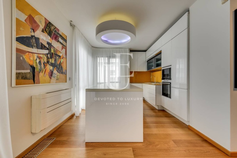 K pronájmu  3 ložnice Sofia , Iztok , 280 m2 | 33710933 - obraz [6]