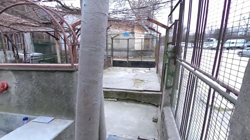 Дава под наем КЪЩА, гр. Русе, Новата махала, снимка 3 - Къщи - 52362301