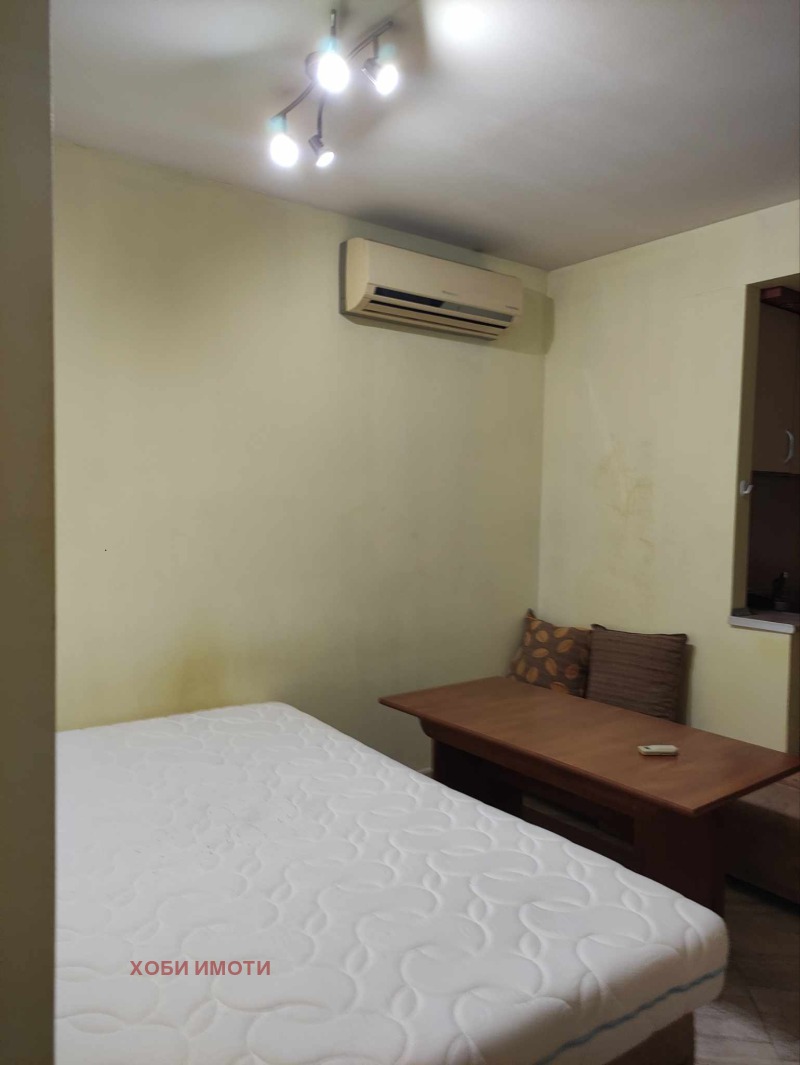 En renta  1 dormitorio Plovdiv , Yuzhen , 45 metros cuadrados | 19614313