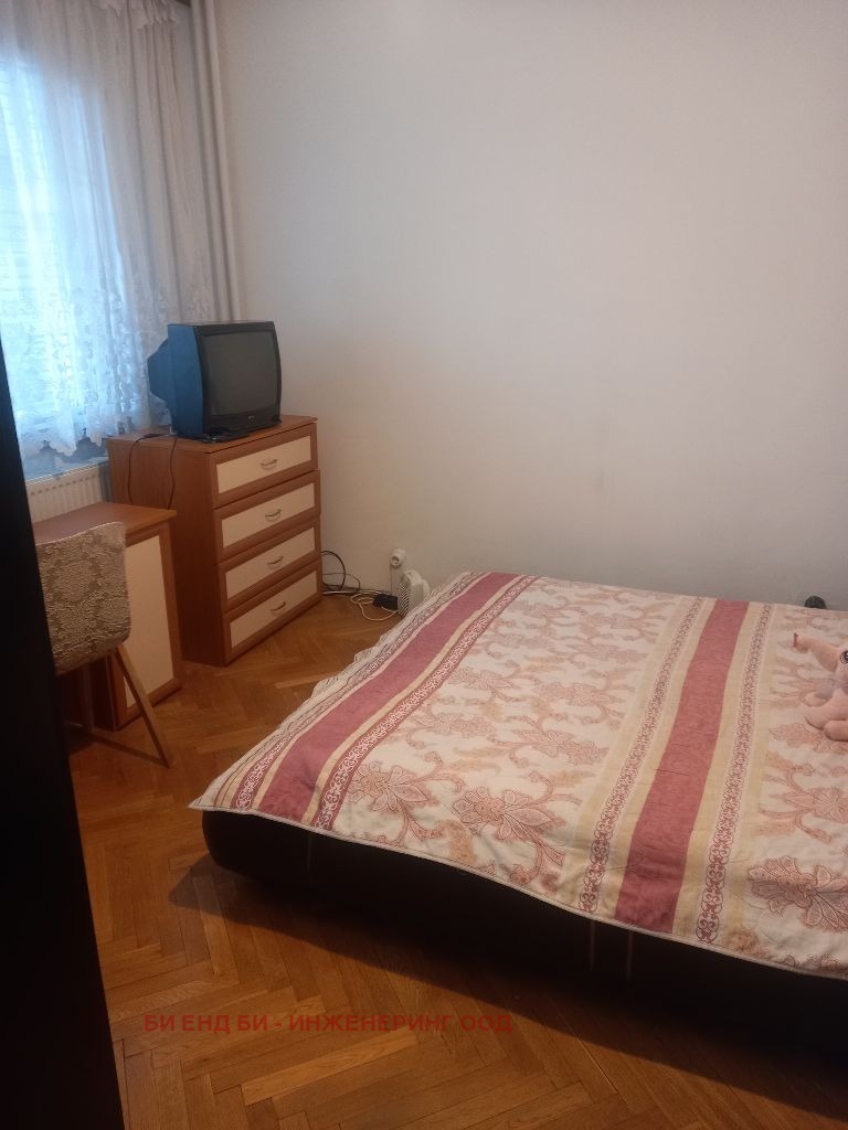 Издаје се  1 спаваћа соба Софија , Хаджи Димитар , 65 м2 | 71839992 - слика [5]