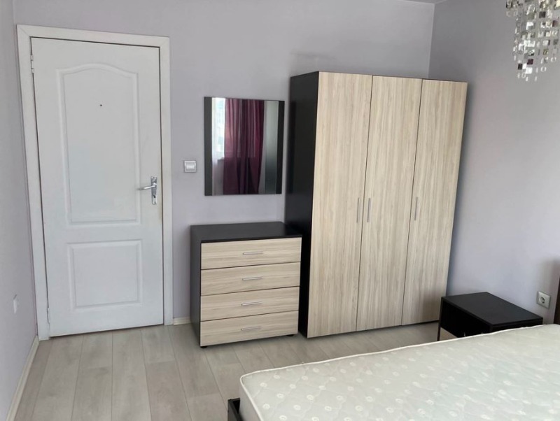 Zu vermieten  1 Schlafzimmer Sofia , Manastirski liwadi , 60 qm | 71010305 - Bild [4]