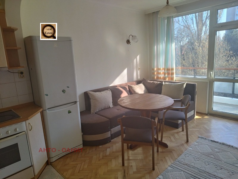 Дава под наем 2-СТАЕН, гр. София, Хиподрума, снимка 2 - Апартаменти - 52707973