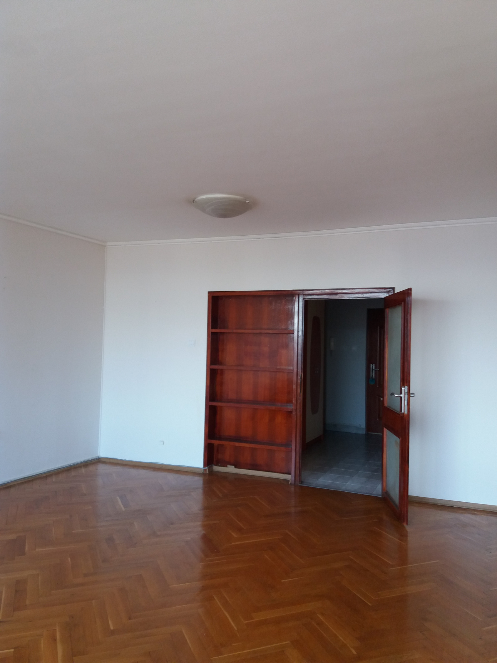 Дава под наем 4-СТАЕН, гр. София, Изток, снимка 2 - Апартаменти - 41514762