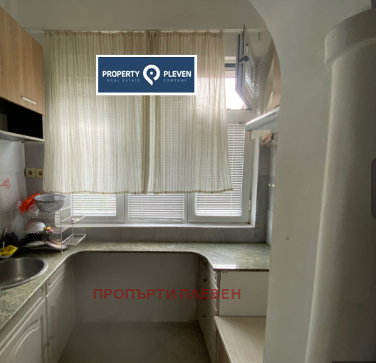 Da affittare  3 camere da letto Pleven , Shirok tsentar , 122 mq | 64592095