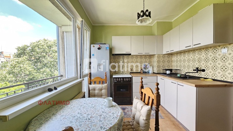 Издаје се  2 спаваће собе Софија , Гео Милев , 130 м2 | 87296590 - слика [4]