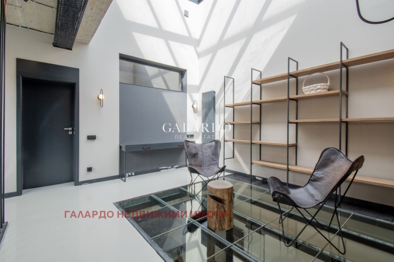 Издаје се  2 спаваће собе Софија , Драгалевци , 200 м2 | 91012675 - слика [9]