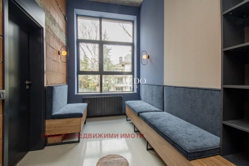 Издаје се  2 спаваће собе Софија , Драгалевци , 200 м2 | 91012675 - слика [7]