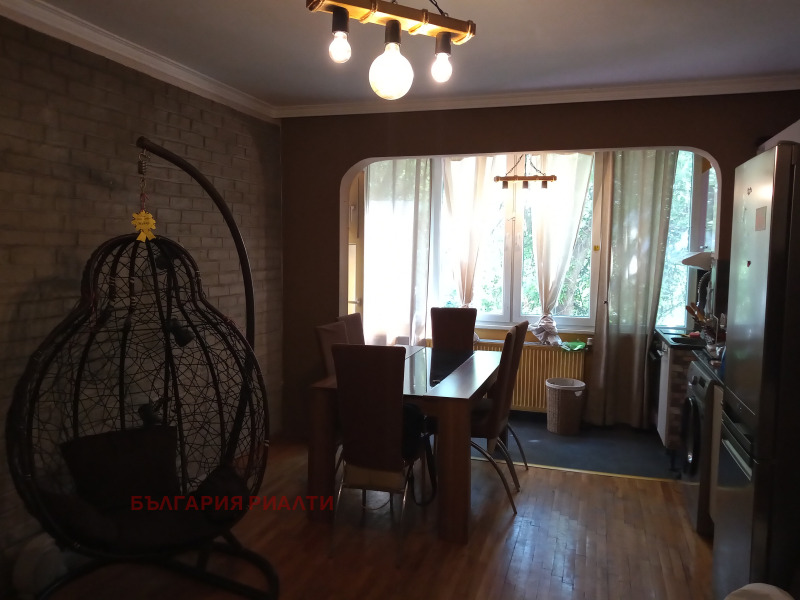 Da affittare  2 camere da letto Sofia , Hipodruma , 80 mq | 47578448