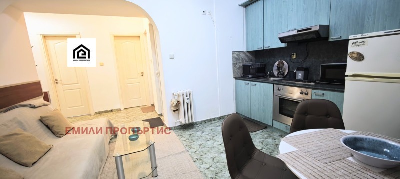 Дава под наем 3-СТАЕН, гр. София, Център, снимка 2 - Апартаменти - 52863351