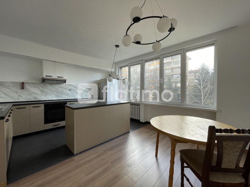 В аренду  3 спальни София , Хиподрума , 120 кв.м | 66913309