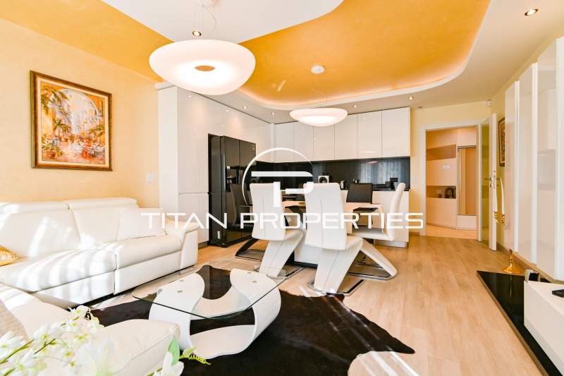 Zu vermieten  2 Schlafzimmer Sofia , Zentar , 119 qm | 11363190 - Bild [2]