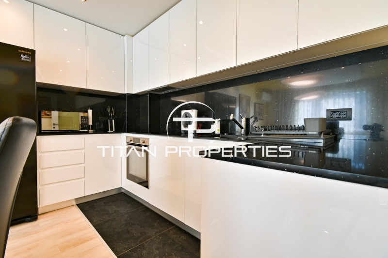 Zu vermieten  2 Schlafzimmer Sofia , Zentar , 119 qm | 11363190 - Bild [4]
