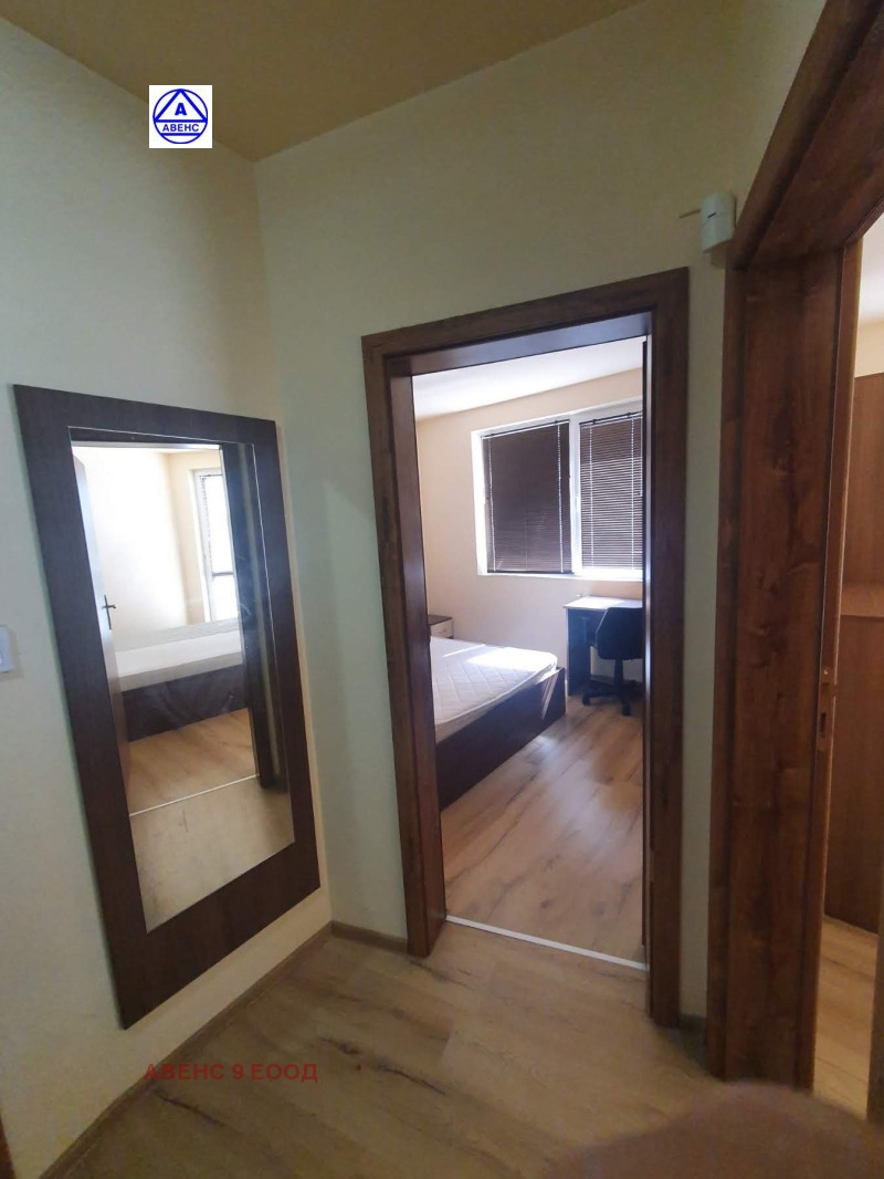 För uthyrning  2 sovrum Pleven , Idealen centar , 70 kvm | 53516481