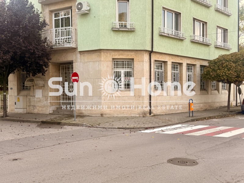 Дава под Наем ОФИС в област Хасково, гр. Свиленград - 168 кв.м / 840 € » 1 642.90 лв., СЪН ХОУМ