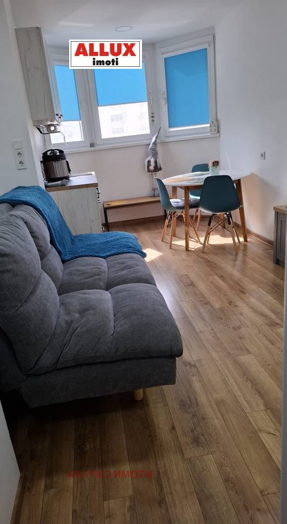 Do wynajęcia  Studio Ruse , Drużba 3 , 50 mkw | 18338081 - obraz [2]
