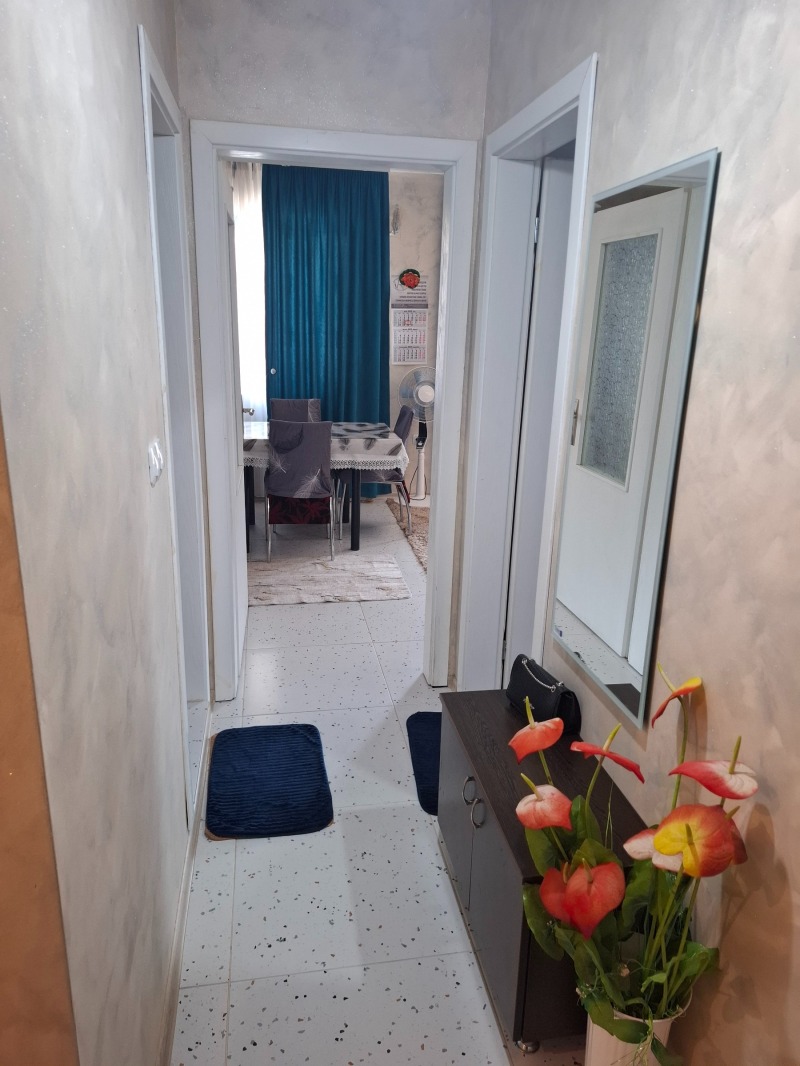 Til leje  1 soveværelse Plovdiv , Yuzhen , 75 kvm | 64579257 - billede [9]
