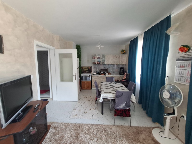 Til leje  1 soveværelse Plovdiv , Yuzhen , 75 kvm | 64579257 - billede [3]