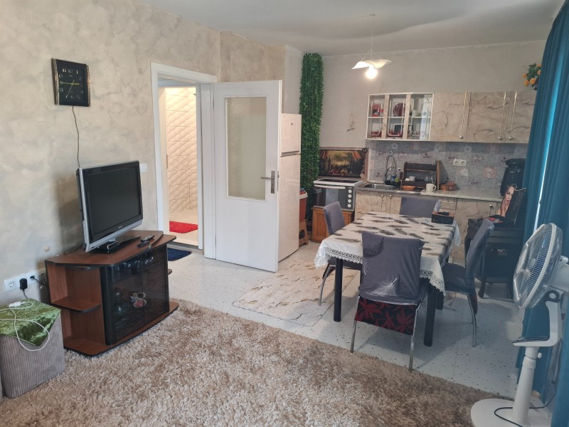 Til leje  1 soveværelse Plovdiv , Yuzhen , 75 kvm | 64579257 - billede [6]