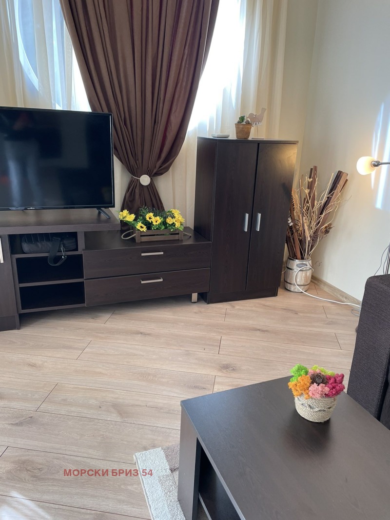 Издаје се  1 спаваћа соба Бургас , Сарафово , 70 м2 | 72604308 - слика [4]